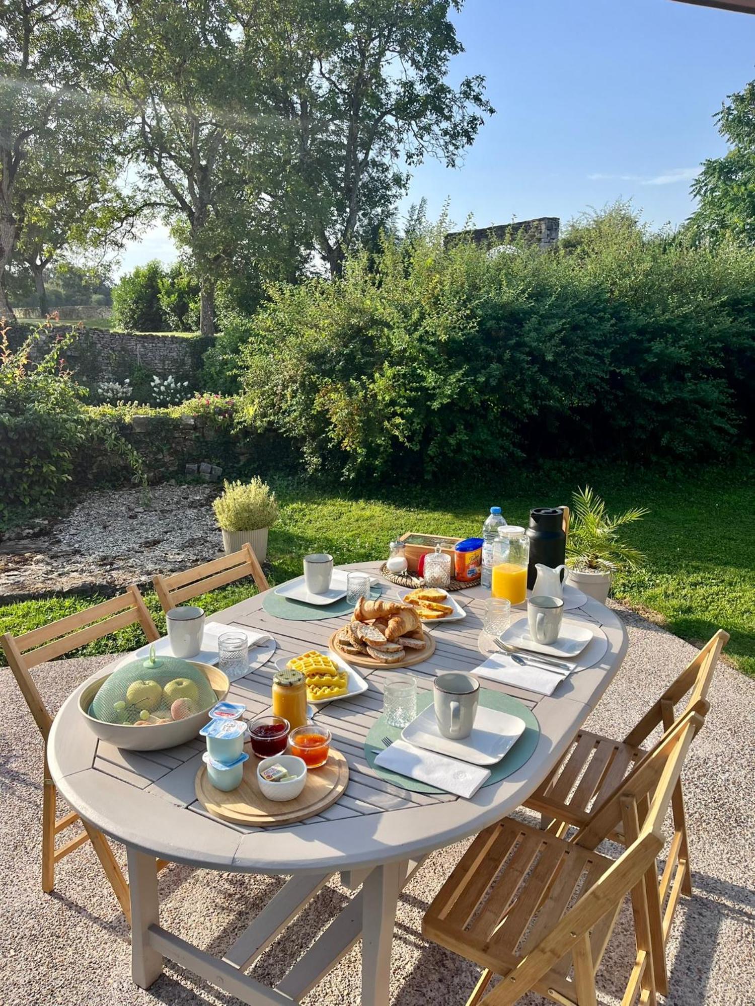 O2 Tours Bed and Breakfast Ourouer-les-Bourdelins Εξωτερικό φωτογραφία